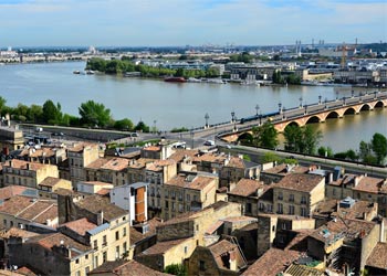 Les CROUS   à Lamothe-Landerron 33190 dans la Gironde