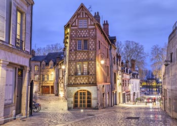 Les résidences CROUS   à Chinon 37500 dans  Indre-et-Loire