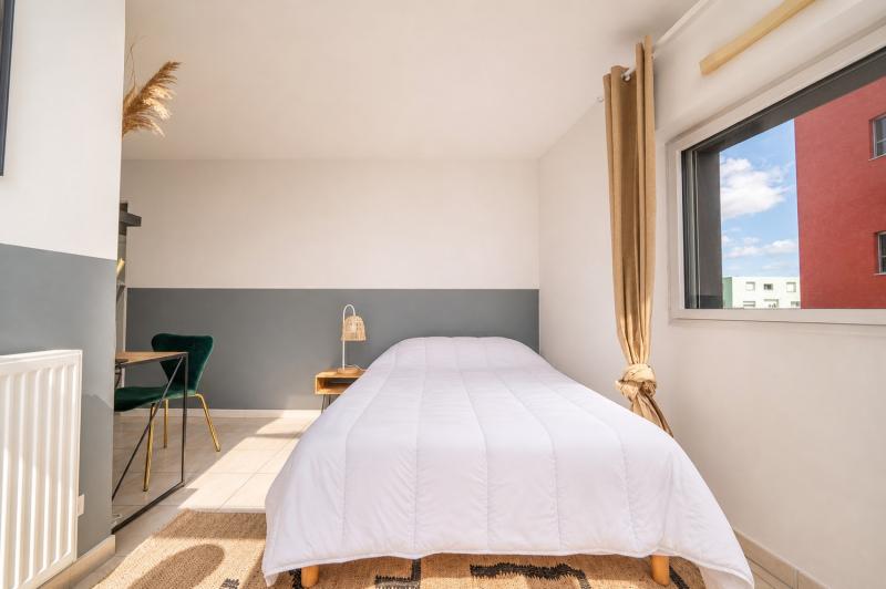 Coliving - Nantes - Emménage dans cette grande chambre de 15 m² en coliving à louer à Nantes - NT16