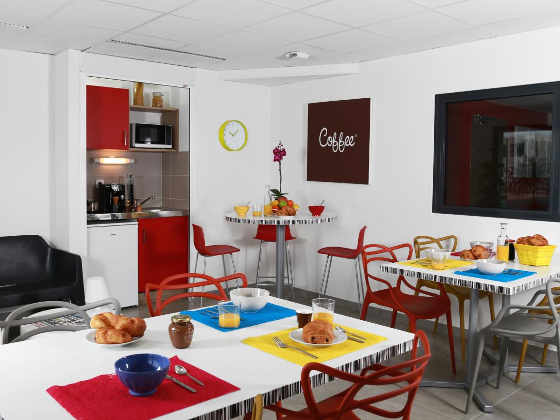 CAP'ETUDES AIX EN PROVENCE : Salon détente
