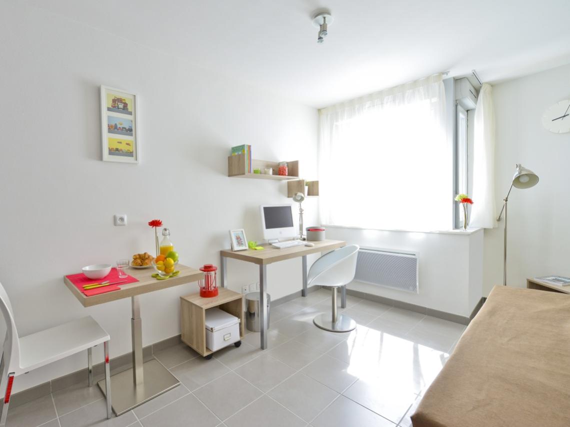 Studio Meuble En Residence Etudiante Orleans