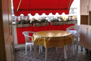 MEUBLES LUXE NICE PROCHE EDHE POUR 2 ETUDIANTS
