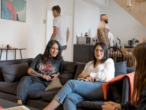  alt="Sharies ouvre en Novembre un espace de co-living en plein coeur de Paris Place Édouard VII"