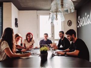  alt="Student Factory s'associe à makesense et initie le bénévolat au cœur de son concept de résidences étudiants"