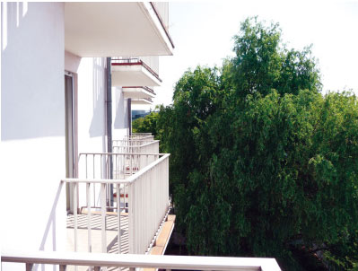 Résidence étudiante Bethesda : Vue extérieure depuis un balcon