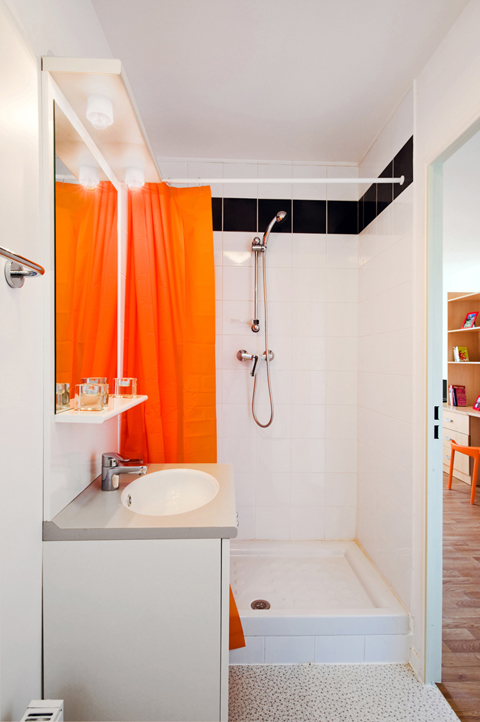 Univercity Jean Zay : Salle d'eau